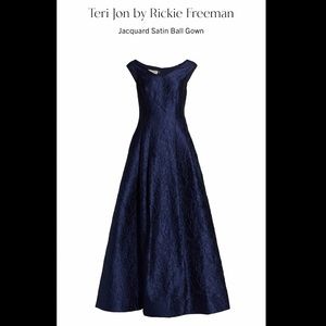 Teri Jon by Rickie Freeman
Jacquard Satin Ball Gown - NWT, Size 10